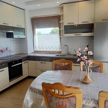 Biala Grusza * Pieszyce